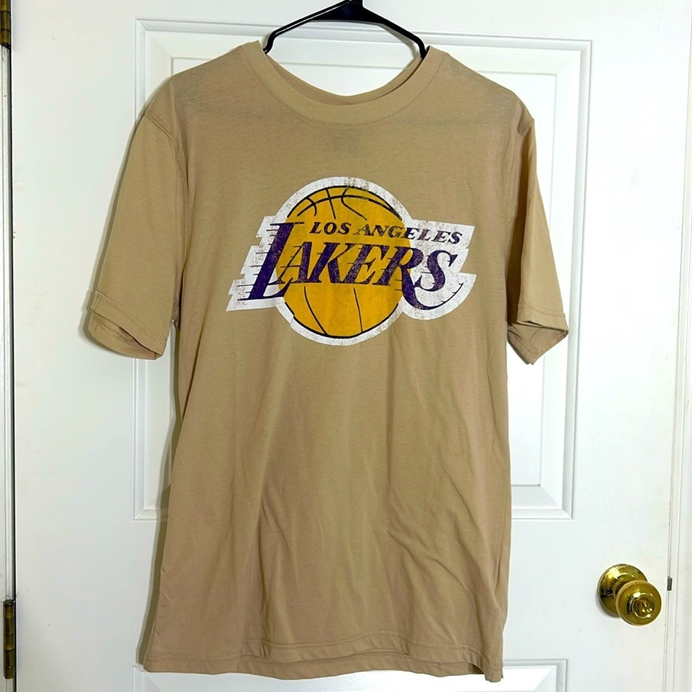 Ultra Game Los Angeles Lakers T-Shirt, Size M